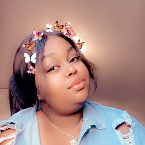 Meet your Posher, Sandra - Picture 1 of 1